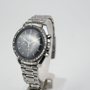 Omega Speedmaster Moonwatch 1450022.webp