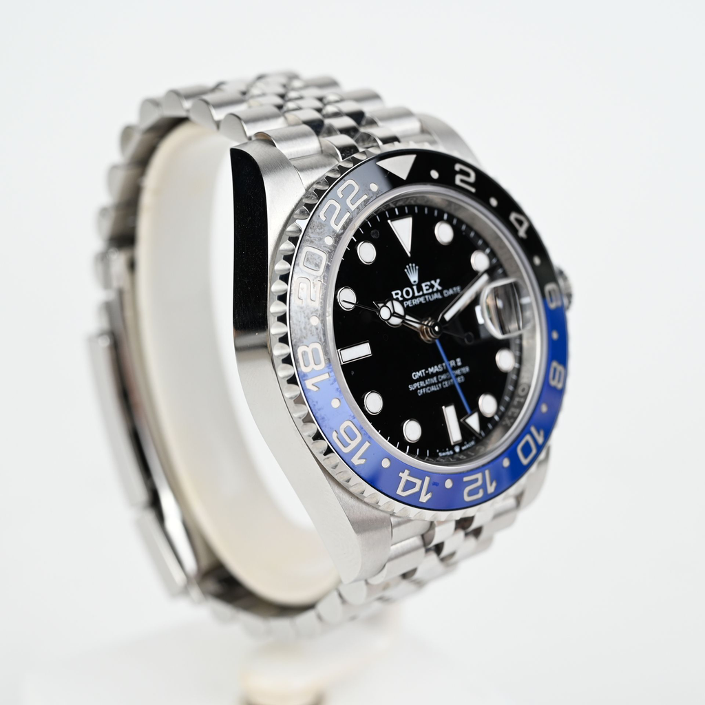Rolex GMT-Master II "BATGIRL" 126710BLNR.webp