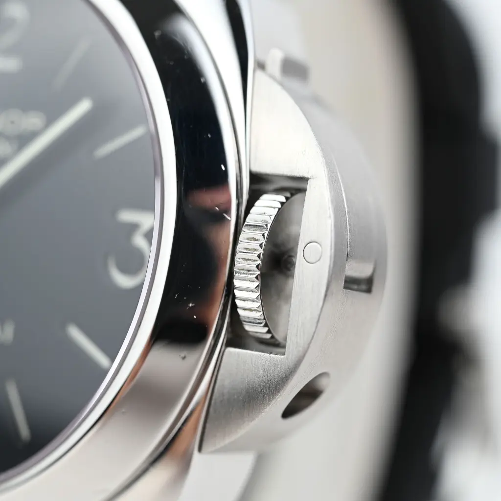 panerai-luminor-marina-pam00111