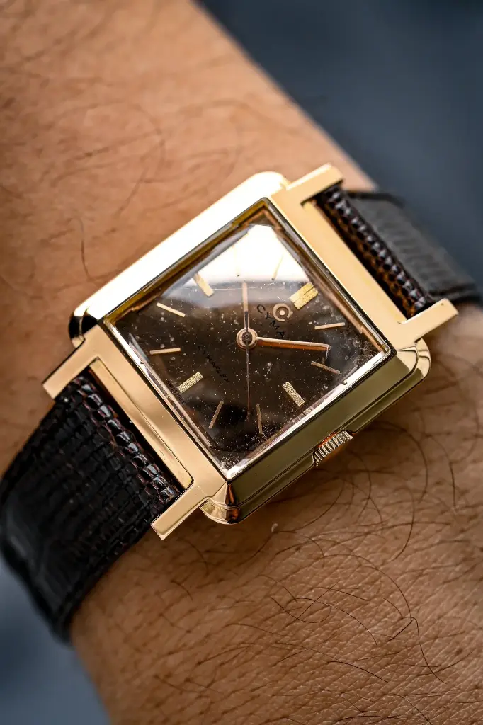Cyma Square Vintage Rose Gold 18k