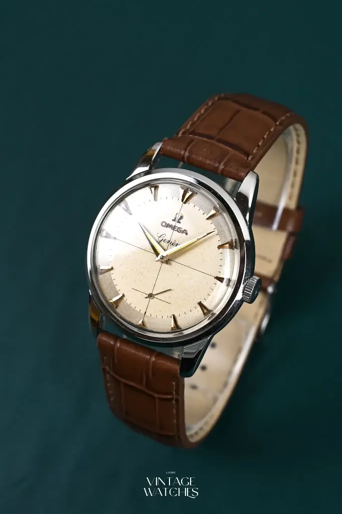 Omega Genève 2903