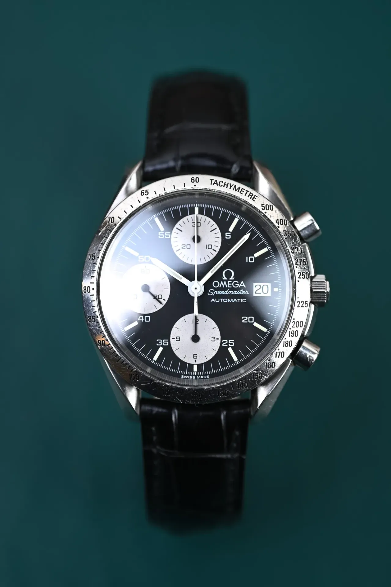 Omega Speedmaster Date 1750043