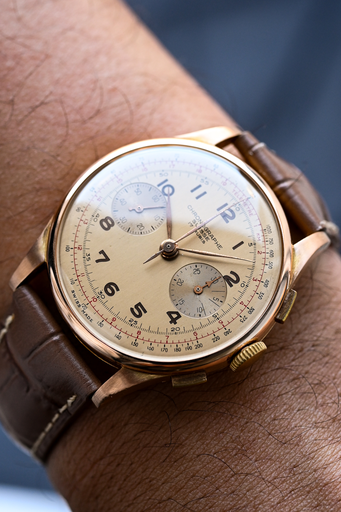 [2046] Chronographe Suisse 18K